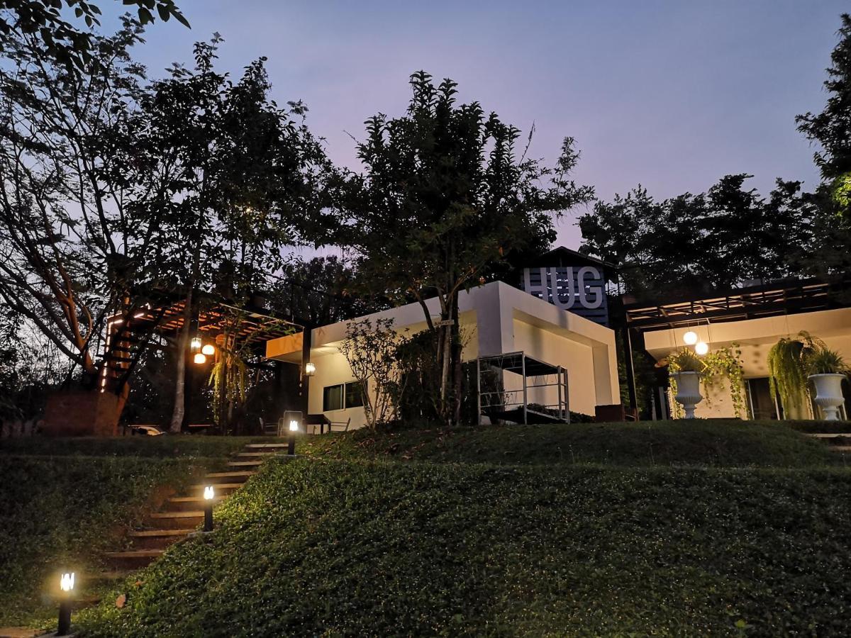 Hug Station Khaoyai Hotel Pong Talong Esterno foto