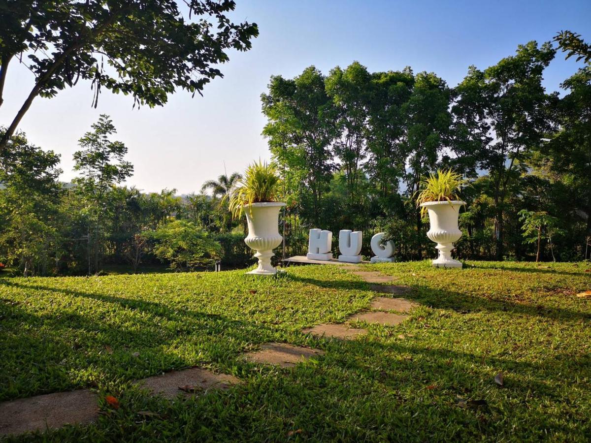 Hug Station Khaoyai Hotel Pong Talong Esterno foto