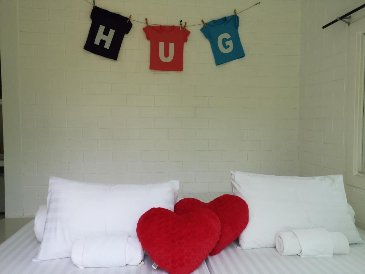 Hug Station Khaoyai Hotel Pong Talong Esterno foto